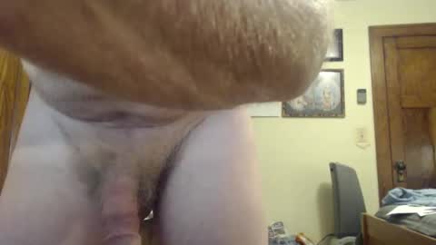 Snapshot of farboy64 chatting on 11-13-25, 05:06 farboy64 online show from 11-13-25, 05:06