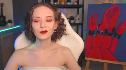 Snapshot of fascinating___eyes chatting on 12-16-25, 12:15 Fascinating Eyes online show from 12-16-25, 12:15