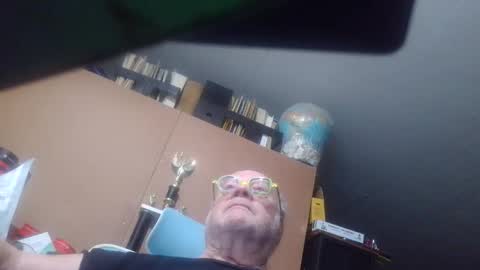 Fred. online show from 04-06-26, 04:46