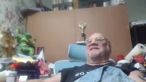 Fred. online show from 04-14-26, 05:19