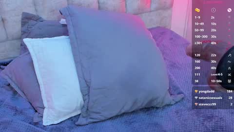     online show from 10-07-25, 07:38