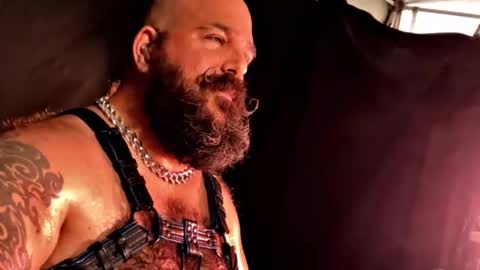 FAT PAPA online show from 12-15-25, 01:48