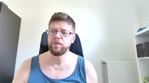 Snapshot of fattenmenow chatting on 06-20-26, 02:31 fattenmenow online show from 06-20-26, 02:31