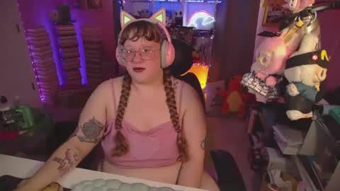 Snapshot of fatveronica chatting on 06-20-26, 09:39 FatVeronica online show from 06-20-26, 09:39
