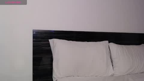 Snapshot of faustosaenz chatting on 02-18-25, 09:42 FAUSTO online show from 02-18-25, 09:42