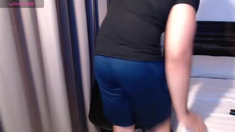 Snapshot of faustosaenz chatting on 03-01-25, 03:21 FAUSTO online show from 03-01-25, 03:21