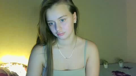 Snapshot of favorite_lovely_geneva chatting on 01-23-25, 10:54 Jasminefeelings online show from 01-23-25, 10:54