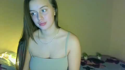 Snapshot of favorite_lovely_geneva chatting on 01-24-25, 11:04 Jasminefeelings online show from 01-24-25, 11:04