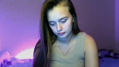 Snapshot of favorite_lovely_geneva chatting on 03-09-25, 01:04 Jasminefeelings online show from 03-09-25, 01:04