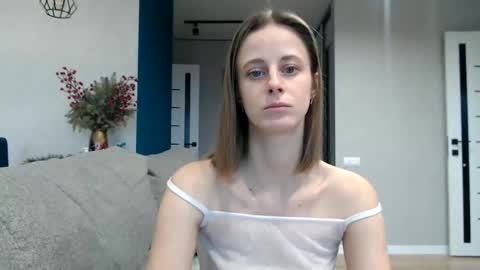 Snapshot of favoriteyour chatting on 01-10-25, 09:34 favoriteyour online show from 01-10-25, 09:34