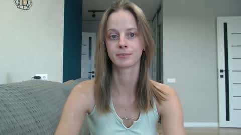 Snapshot of favoriteyour chatting on 09-17-25, 12:18 favoriteyour online show from 09-17-25, 12:18