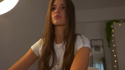 Snapshot of fazeyj chatting on 09-25-25, 06:17 FazeyJ online show from 09-25-25, 06:17