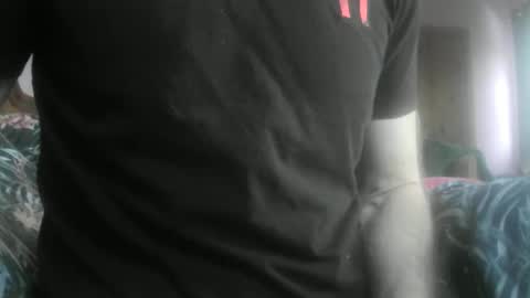 Snapshot of feardubh chatting on 12-27-24, 02:33 feardubh online show from 12-27-24, 02:33