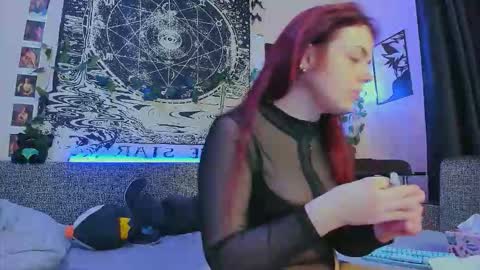 Diva online show from 11-25-25, 02:33