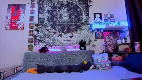 Diva online show from 07-16-26, 03:34