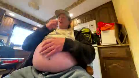feedmyhugebelly online show from 03-07-26, 07:44