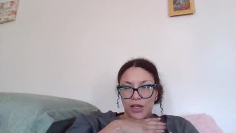 Soley online show from 03-09-26, 08:46