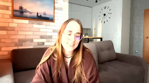 Mary online show from 04-01-26, 01:41