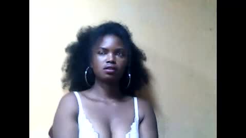 felicia422300 online show from 05-22-26, 06:20