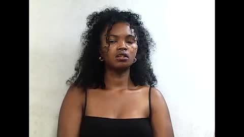 felicia422300 online show from 06-02-26, 06:48