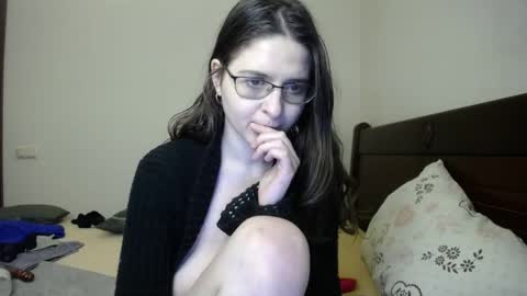 Snapshot of feliciasexy chatting on 03-08-25, 04:17 Felicia online show from 03-08-25, 04:17