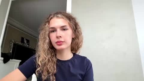 Snapshot of felicitassteinbrink chatting on 07-26-26, 12:56 Zoe online show from 07-26-26, 12:56