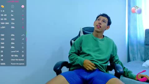 Snapshot of felipehot_gonzales chatting on 10-24-25, 12:23 felipehot_gonzales online show from 10-24-25, 12:23