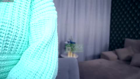 Snapshot of felissiany chatting on 02-08-26, 04:27 Hello im Nova online show from 02-08-26, 04:27