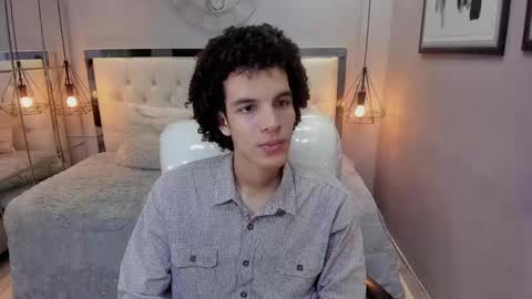 FELIPE online show from 05-23-26, 05:39