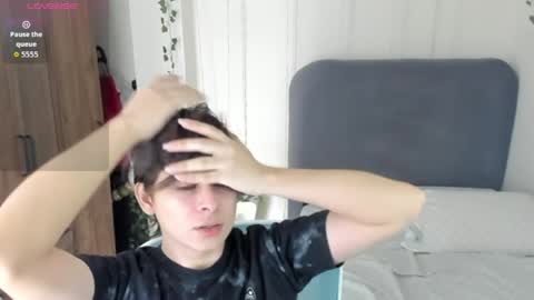 Felix leex online show from 04-28-26, 07:08