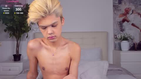 Felix online show from 03-04-25, 05:24