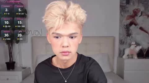 Snapshot of felix_rey chatting on 12-18-25, 07:31 Felix online show from 12-18-25, 07:31