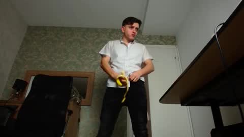 Snapshot of felixstark chatting on 10-15-25, 04:23 FelixStark online show from 10-15-25, 04:23