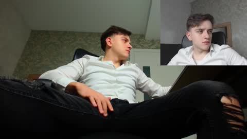 Snapshot of felixstark chatting on 10-18-25, 04:26 FelixStark online show from 10-18-25, 04:26