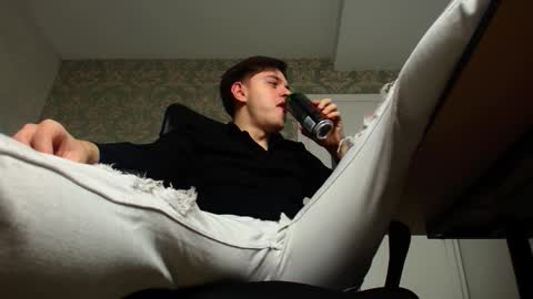 Snapshot of felixstark chatting on 11-15-25, 06:11 FelixStark online show from 11-15-25, 06:11