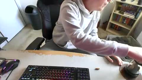 Snapshot of fem_alice_louis_dom chatting on 03-01-26, 08:05 fem_alice_louis_dom online show from 03-01-26, 08:05