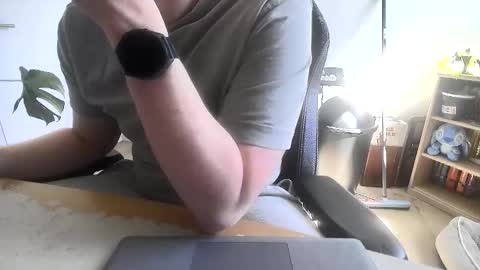 fem_alice_louis_dom online show from 04-29-26, 01:37