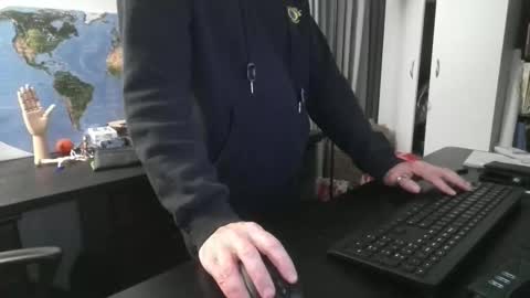 Snapshot of femdomsubby chatting on 12-18-24, 10:40 femdomsubby online show from 12-18-24, 10:40