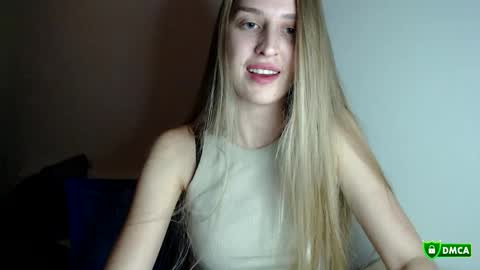 Femke online show from 10-12-25, 01:37