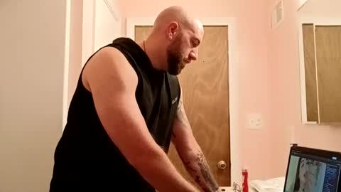 fenrir226453 online show from 04-14-26, 11:27