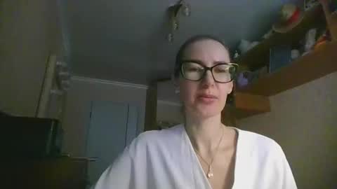 Snapshot of feraliss chatting on 11-27-25, 08:38 feraliss online show from 11-27-25, 08:38