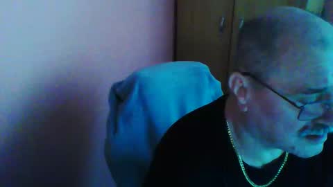 ferda5908736 online show from 02-02-25, 02:02