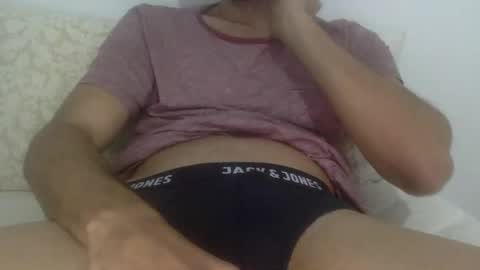 Snapshot of fernancanary chatting on 11-22-25, 06:56 fernancanary online show from 11-22-25, 06:56