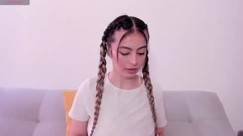 fernanda  online show from 06-12-26, 03:11