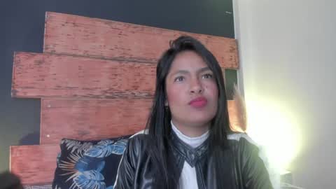 fernanda_liie_ online show from 07-31-26, 12:37