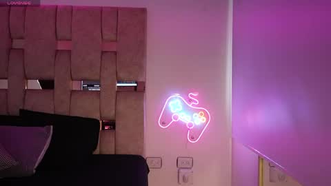 fernanda_thail_ online show from 04-18-26, 07:29