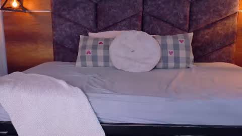 FERNANDA BROWN  online show from 07-23-26, 01:58