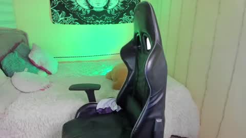 Fernanda Diaz online show from 06-13-26, 07:34