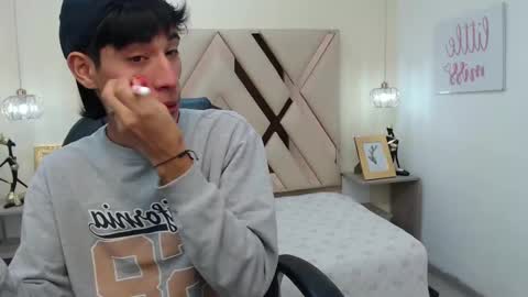 FER PHOENIX online show from 02-20-25, 03:45