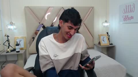 FER PHOENIX online show from 03-07-25, 09:51